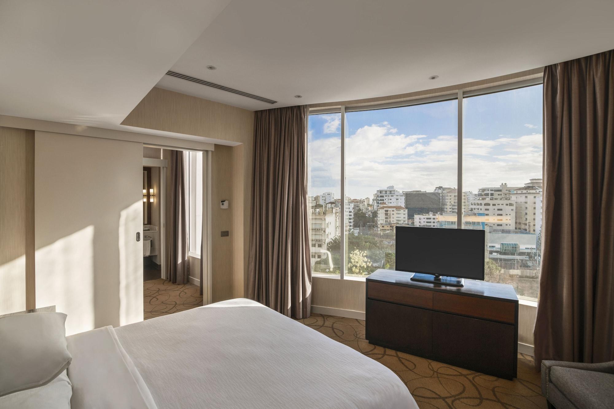 Embassy Suites By Hilton Santo Domingo Bagian luar foto