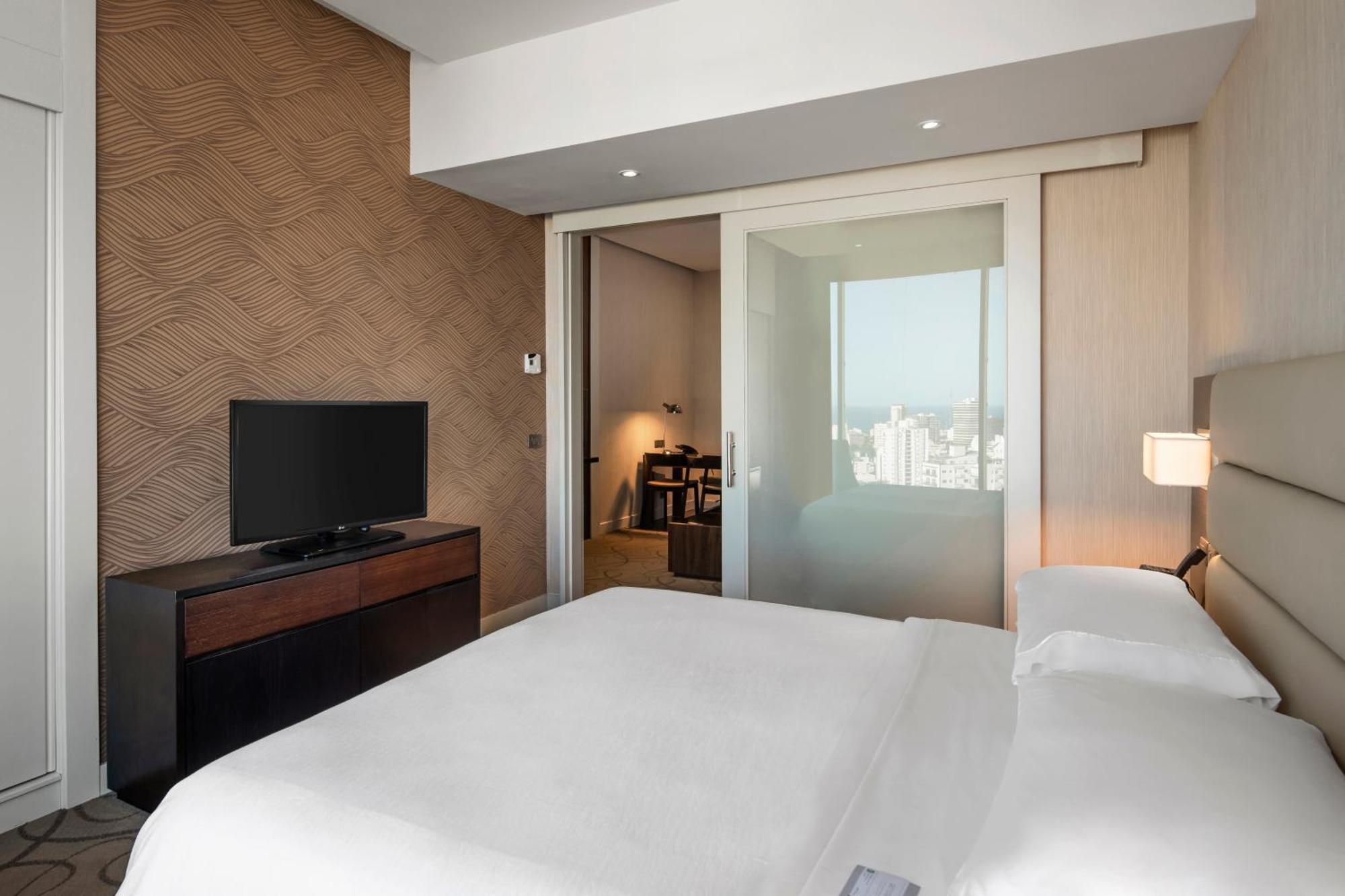 Embassy Suites By Hilton Santo Domingo Bagian luar foto