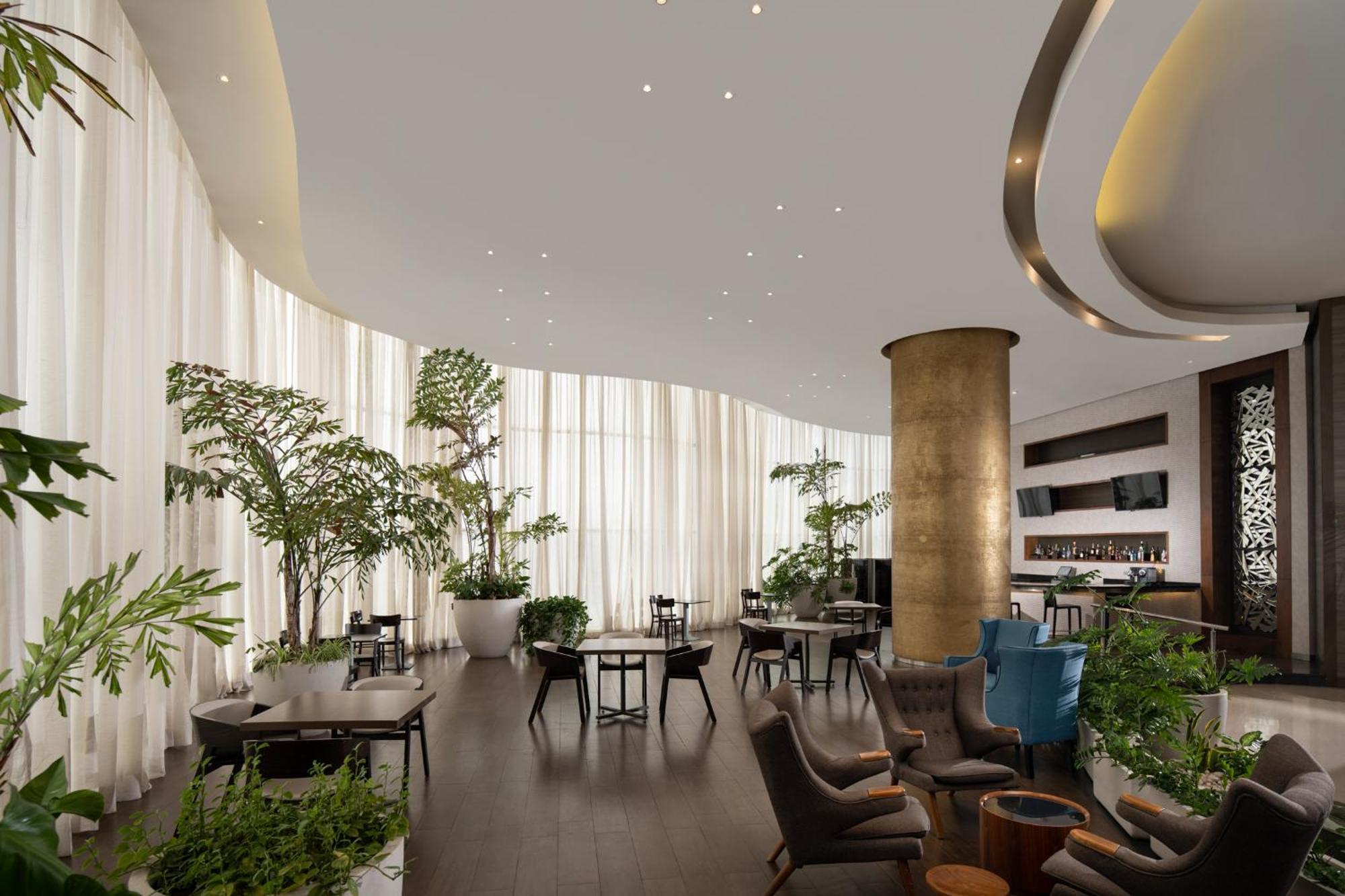 Embassy Suites By Hilton Santo Domingo Bagian luar foto